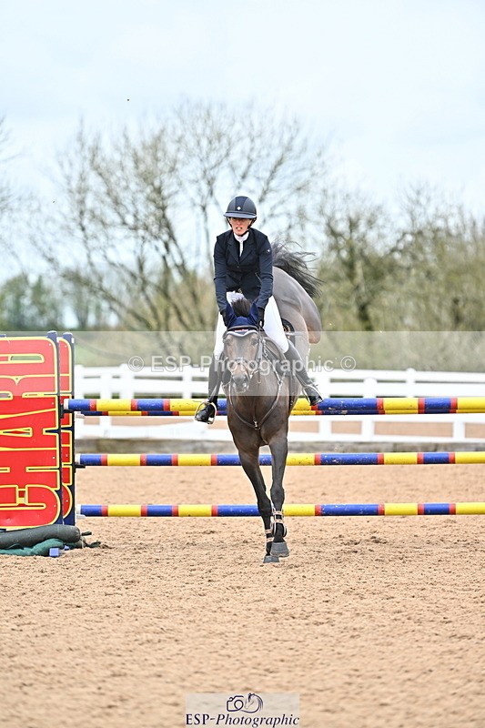240501A-141819-01012 - Cls 8 Snr Foxhunter and 1.20m Open