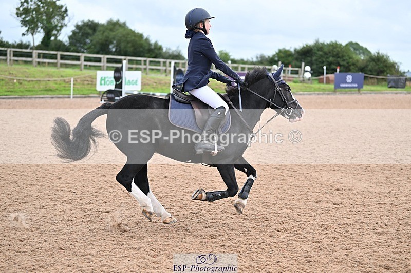 240813-161208-00185 - Clear round & 60cm