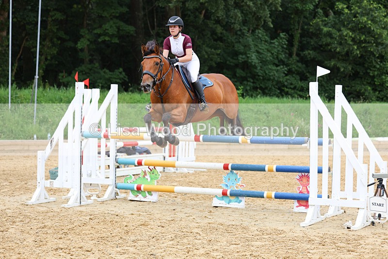 3E7A6417 - Class 8: Senior Newcomers/1.10m open