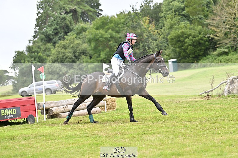 240825X-172928-37754 - 80cm XC 16.30 to 17.30