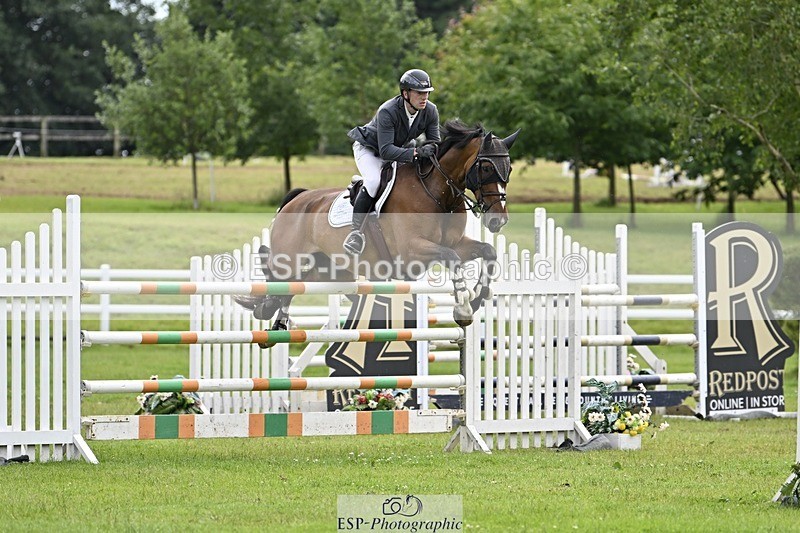 240711-124229-26933 - Cls 117 HOYS Grade C Jump Off and Presentations