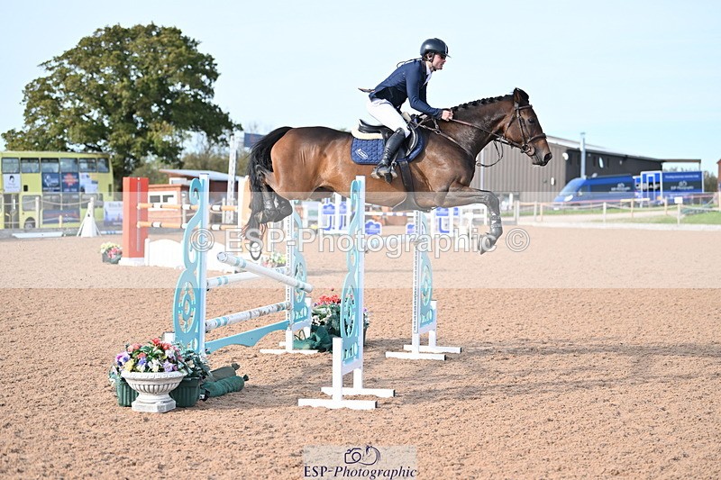 231015A-153241-09064 - Cls 32 National 1.30 & 1.40m Open