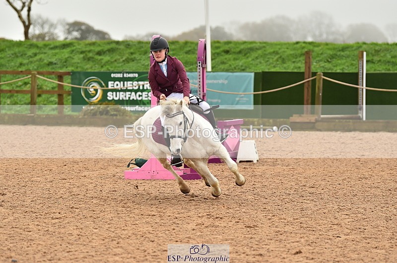 231118A-101534-01004 - Cls 18+19 Club and Schools 70cm