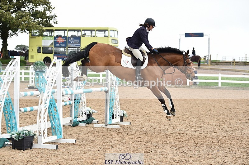 231013A-132218-01787 - Cls 3 1.05m Amateur Quali