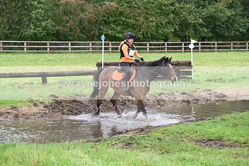 WJ6_6034 - Time at Photographer 12:41 to 13:05