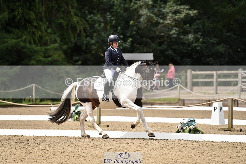 140110A-005750-10785 - 015-Lauren.Picknett-Bonnie.V