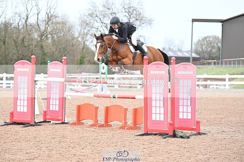 231208A-144712-01206 - Cls 7 National 1.30m & 1.40m