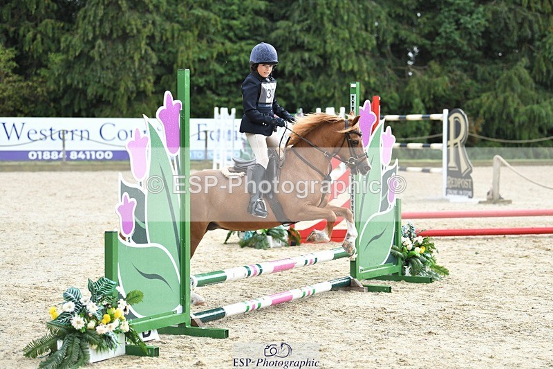 230824-164347-06004 - Round 2 Assisted Start to 16.50 CW