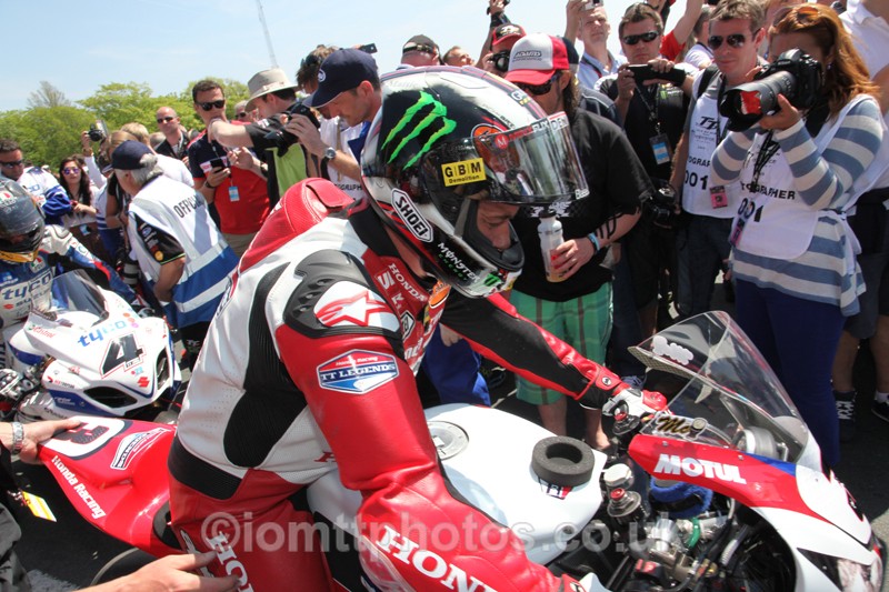 IMG_0549 - Senior TT - Start Line