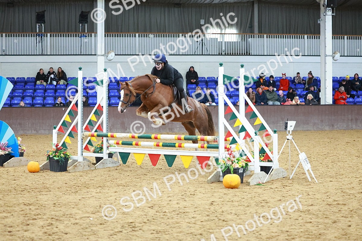 SBM_002869 - Class 4 - Pairs