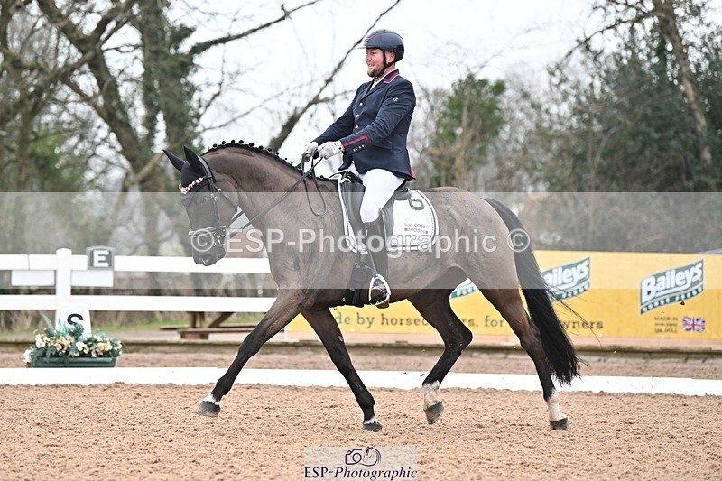 250216-101618-04590 - 213-Martyn.Humphrey-Isabeau.May