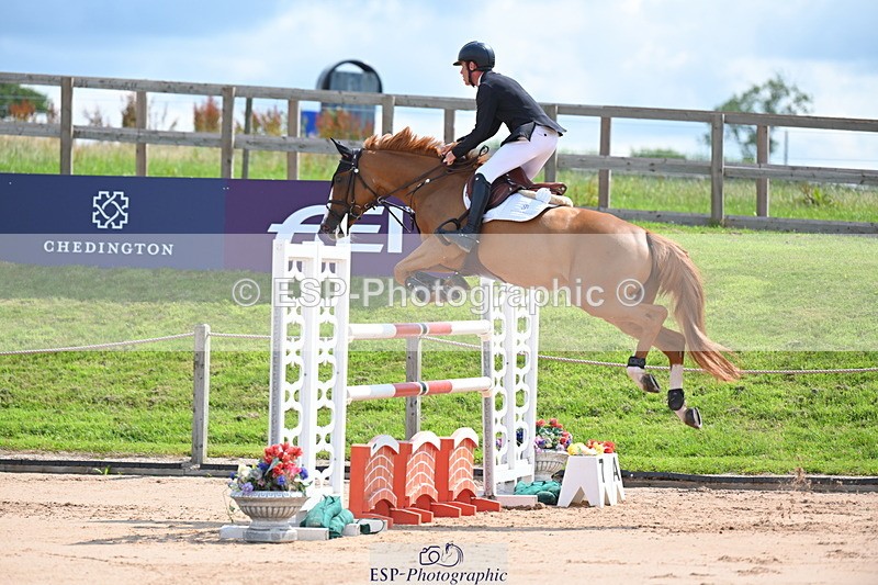 230721A-104924-05451 - Cls 6, 2 Star Medium 1.35m