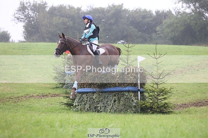 240901A-162021-11177 - 520-Siobhan.Micklethwaite-ONE.CARAT