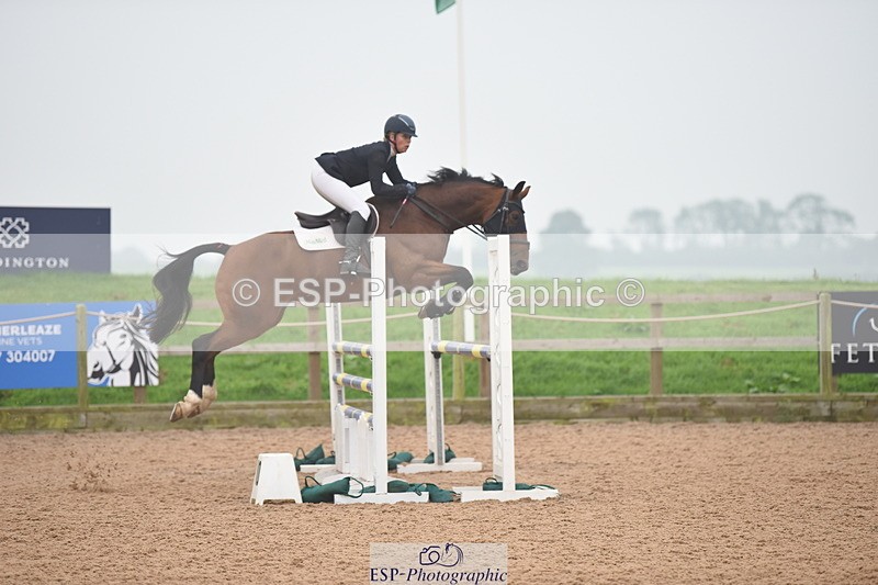 230916A-164700-05644 - Cls 19 Snr 1.10m Derby