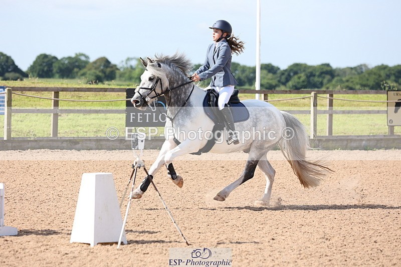 240714A-095533-01637 - Cls 3 A&B Pony BN & 80cm Open