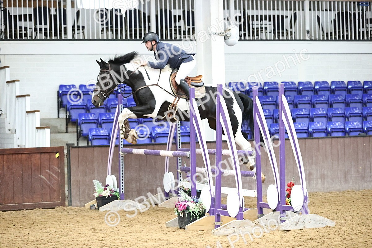 SBM_003319 - Class 11 - Senior Newcomers 1.10m