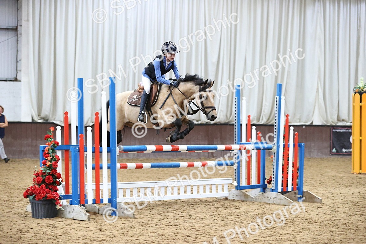 SBM_002669 - Class 6 - Pony Newcomers 1.00m Open