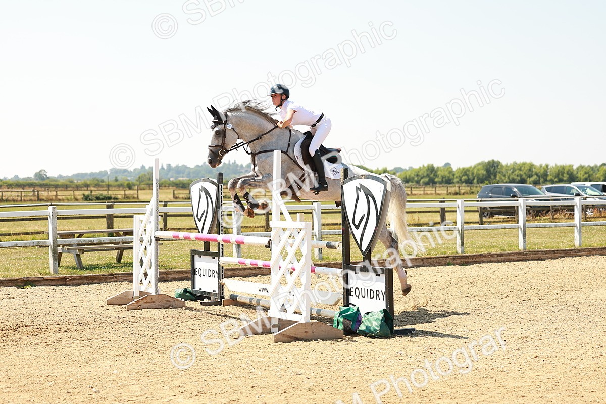 SBM_001587 - Class 4 - Senior Newcomers - 1.10m