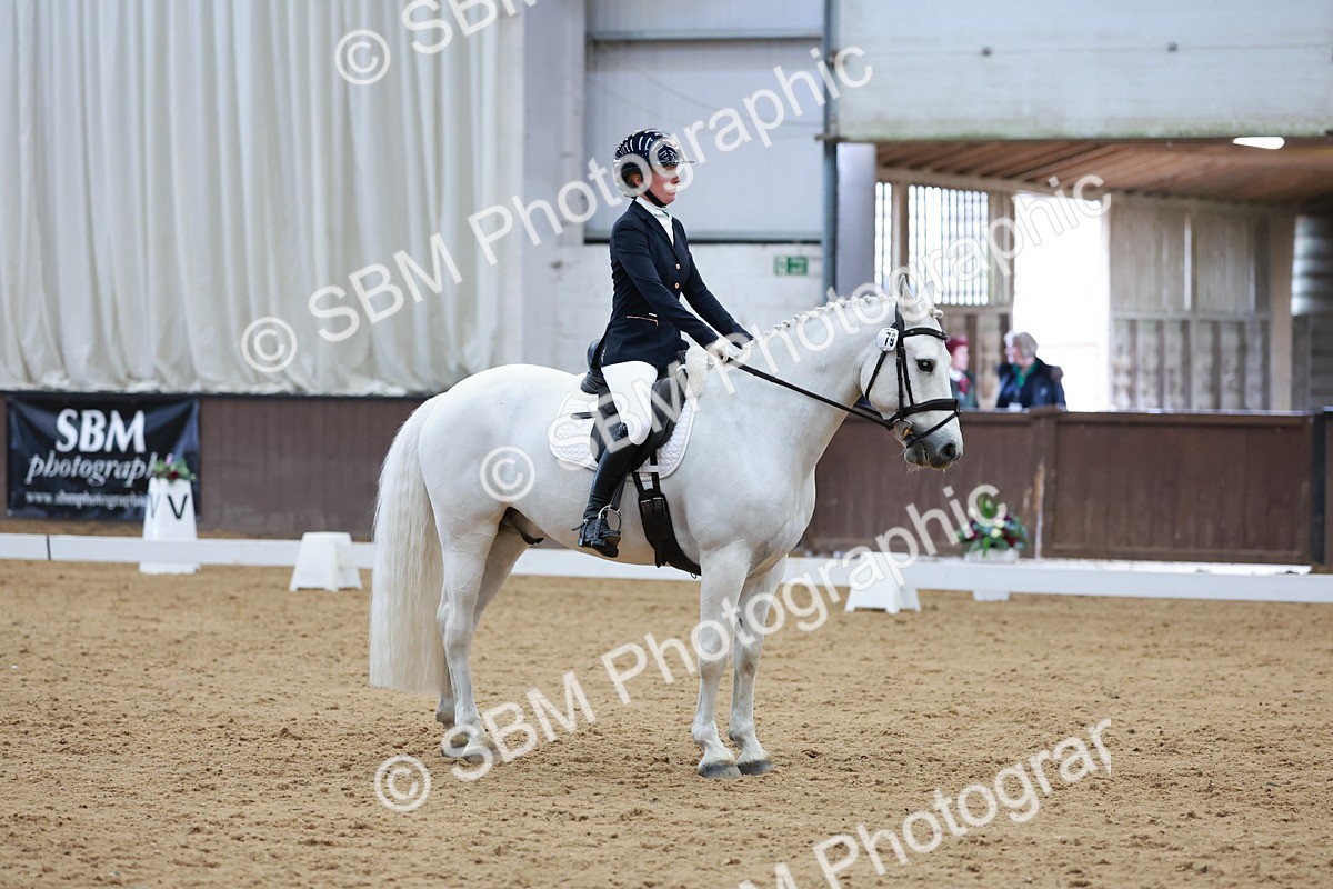 SBM_008927 - Class 6b - Novice 6 - 11.02-12.19