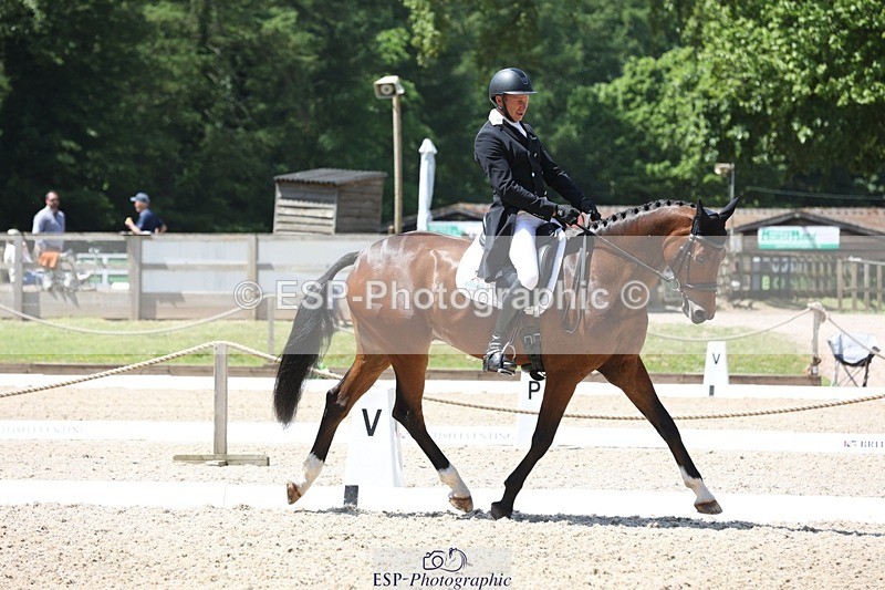 230526-124859-06259 - 162-MONBEG_GOLD_DUST-Michael_Owen-WEDTrotUp+DR