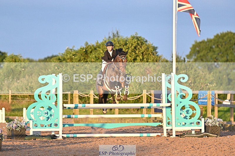 240628A-205603-02088 - Cls 8 Children on Horses 1.05m