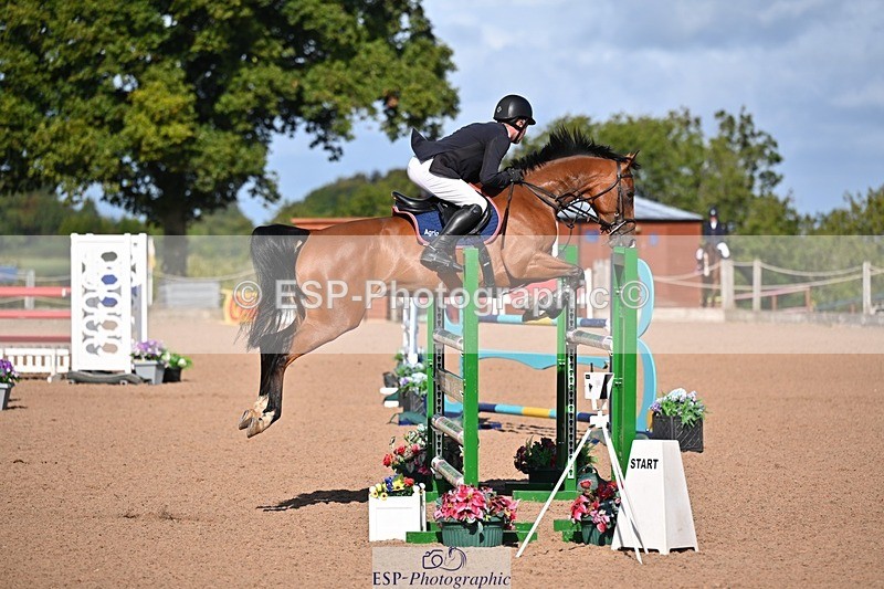250912-102652-03908 - Cls 15 Snr Foxhunter