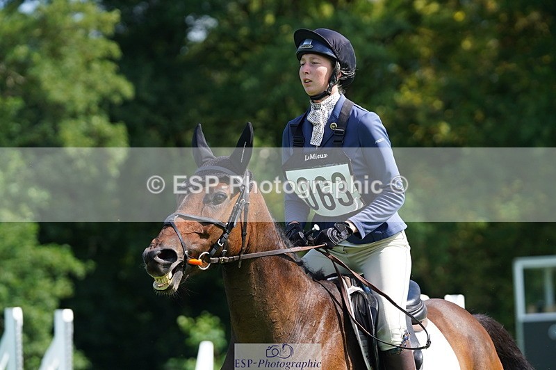 240811A-104704-01055 - 063-