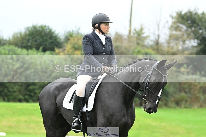 241024-143945-04569 - 418-Georgina.Marks-IM.ON.FIRE