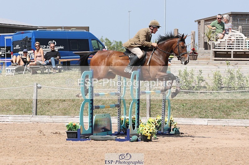 250725-135027-03079 - Cls 3 Snr Foxhunter