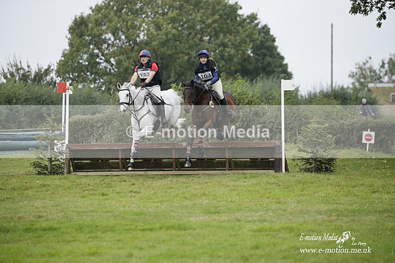  WWHT 171021 1852 - Novice Pairs (0.80m)  17/10/21