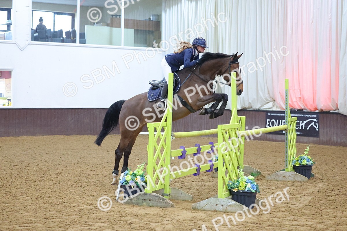 SBM_008811 - Class 22  - Senior Newcomers/ 1.10m Open - First Round (1.10m)