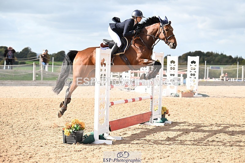 251005-145417-04002 - Cls 21 Newcomers and 1.10m