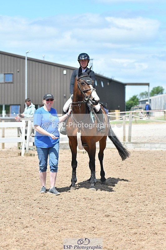 240609A-134036-05697 - Cls 18 Snr Newcomers and 1.10m Open