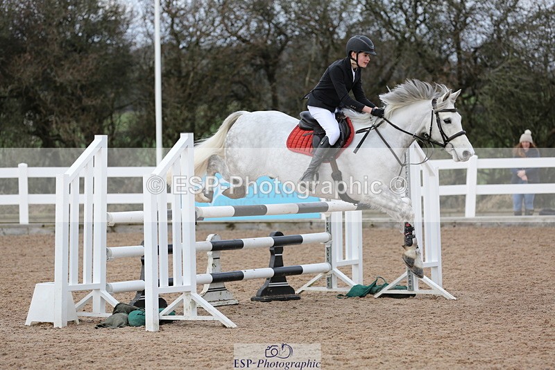 240211A-114124-02533 - Cls 5 Pony Newcomers & 1m Open