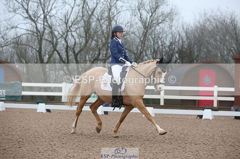 240217A-083011-00009 - 216-Olivia.Luscombe-Rosewater.Chamonix