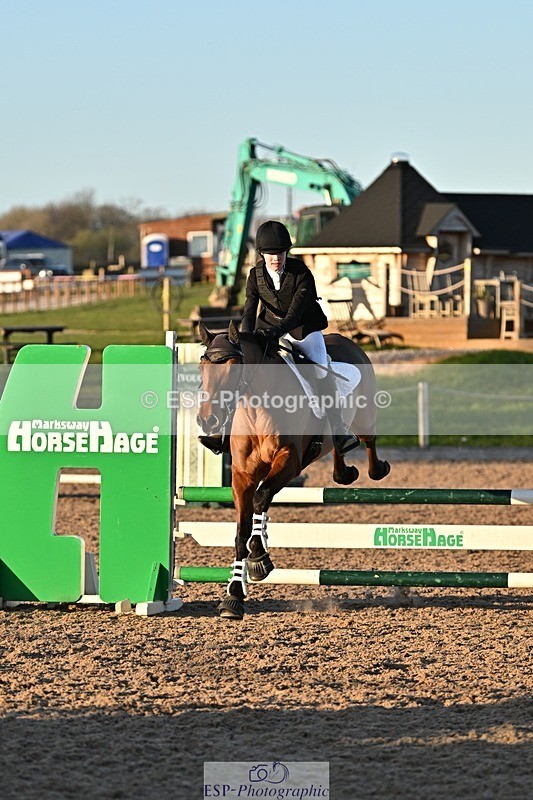 250401-185113-00817 - 80cm Classes