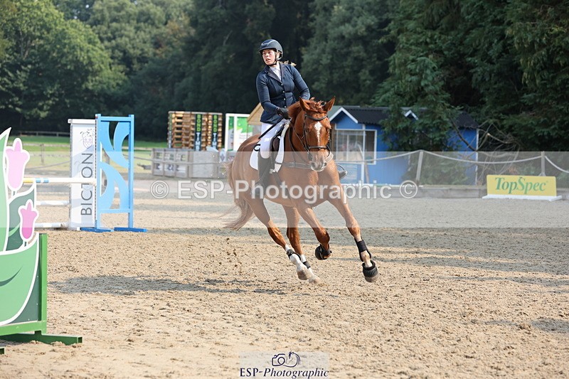 250816A-101407-00627 - Cls 3 Snr British Novice