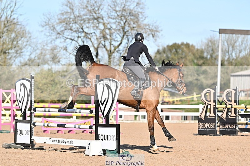 241113A-123400-00515 - Cls 04A&B Snr Newc & 1.10m Open