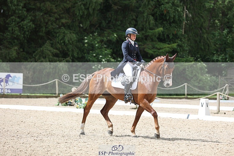 240524-113203-08372 - 269-EMERALD_KATIE-Isabelle_Cook