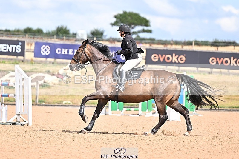 260819-143732-01159 - Cls 6 Foxhunter and 1.20m