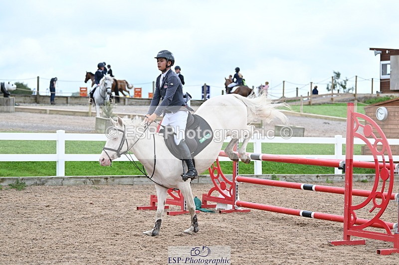 240908A-145311-04490 - Cls 22 A&B Pony Fox & 1.10 Open