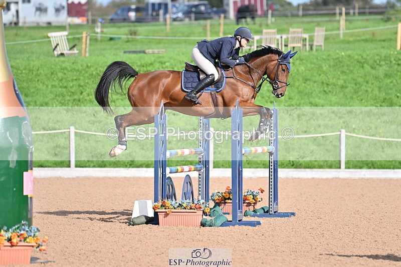 231015A-124622-07991 - Cls 30 Foxhunter & 1.20m Open