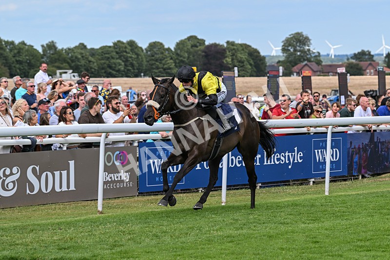 050725-Race 3-Lady Roxby-7950 - Race 3