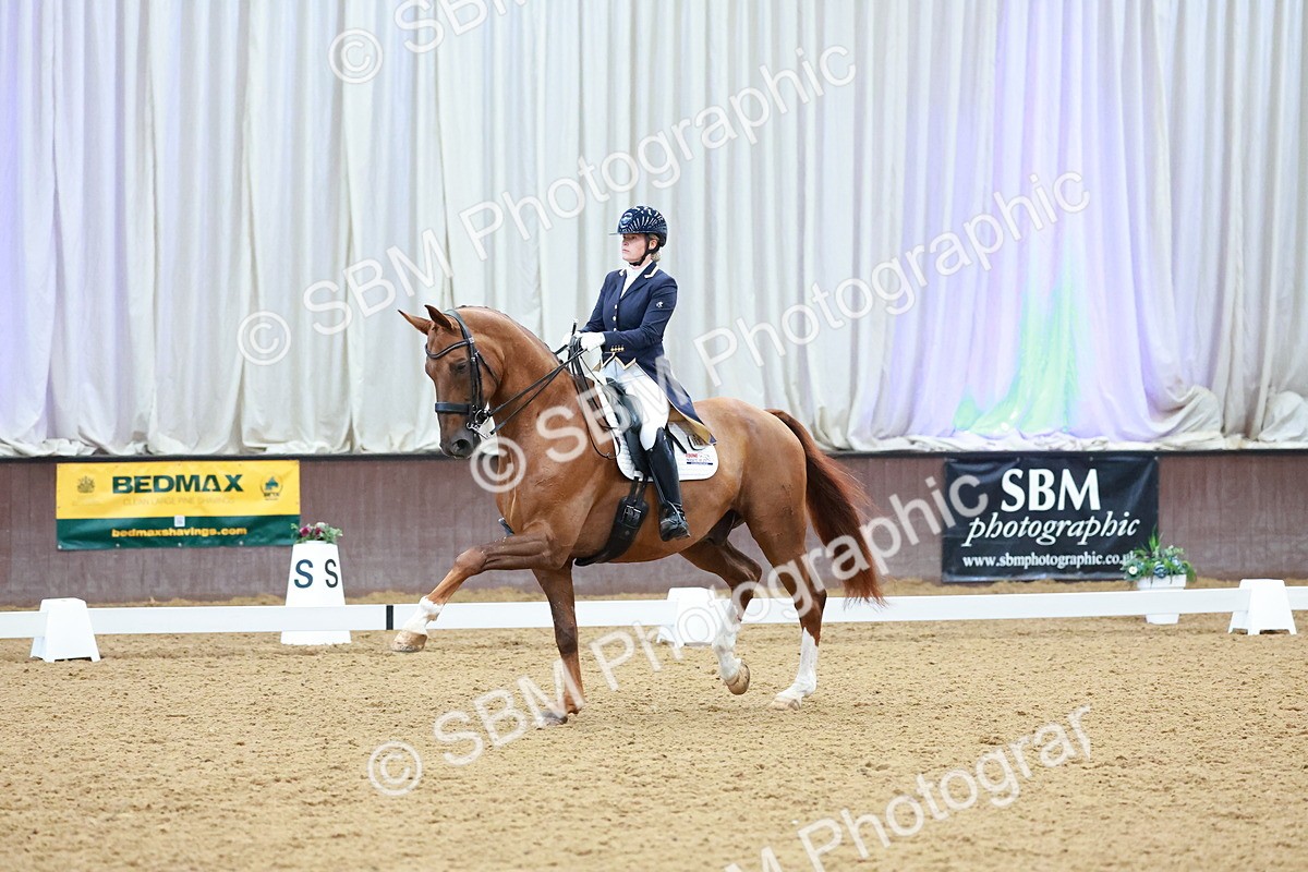 SBM_007751 - Class 9 - FEI INT II - 16.54.17.57