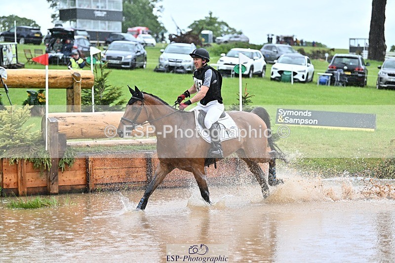 240526-134513-23079 - 443-FIGARO_DES_PREMICES-Alexander_Peternell