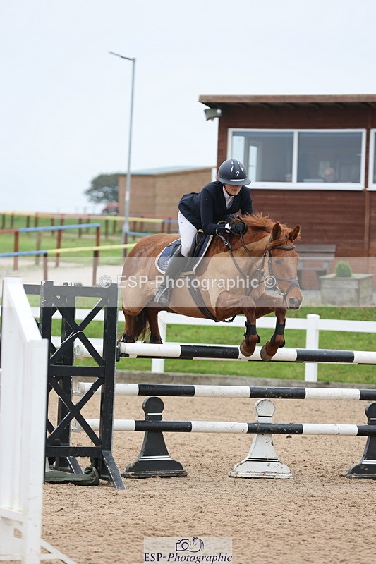 241101A-121817-01713 - FRI Cls 5 Newcomers and 1.10m Open