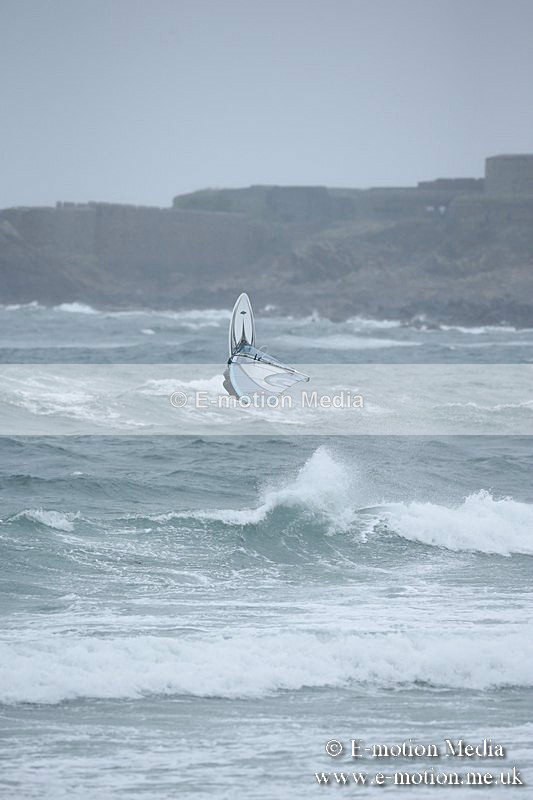 WS 150913-254 - Windsurfing