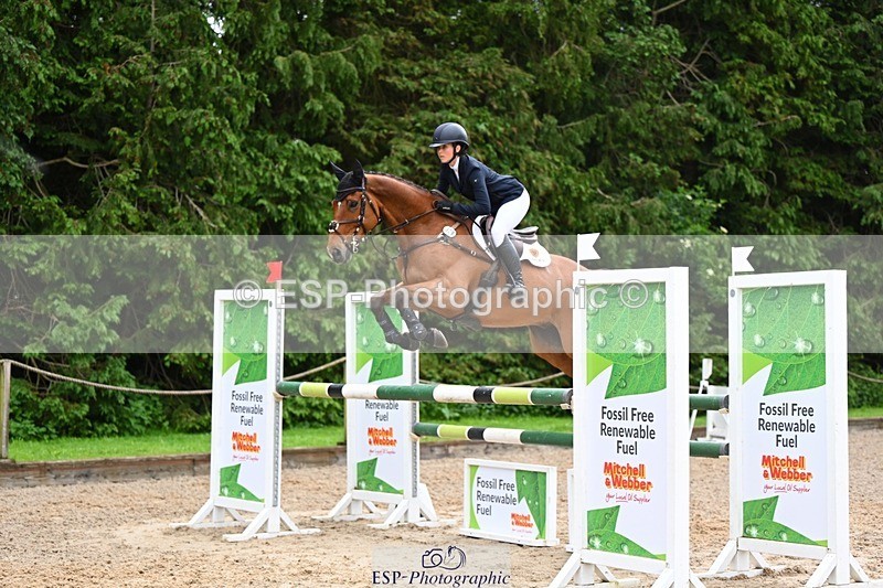 240526-101914-19956 - 329-GLOBAL_AMARETTO-Charlotte_Agnew