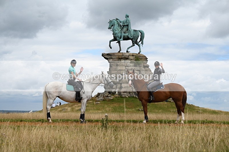 DSC_7133 - Time at Statue 12:45 to 13:15