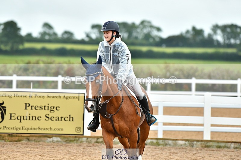 230730A-125102-09856 - Cls 33 85cm Amateur Quali